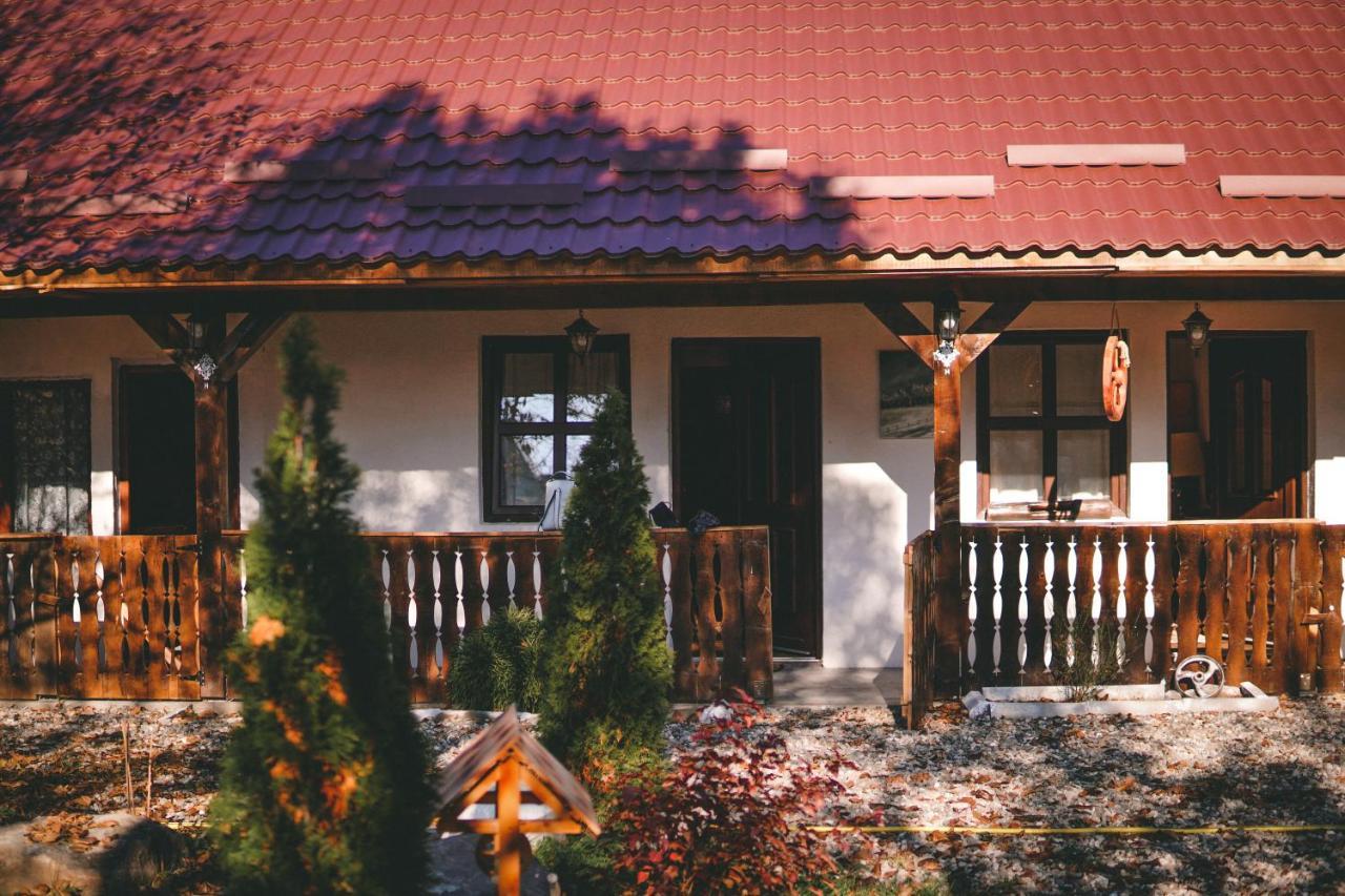 La Romaneasa Sapinta Luaran gambar